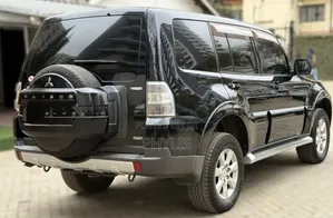 Mitsubishi Pajero 2008 Black