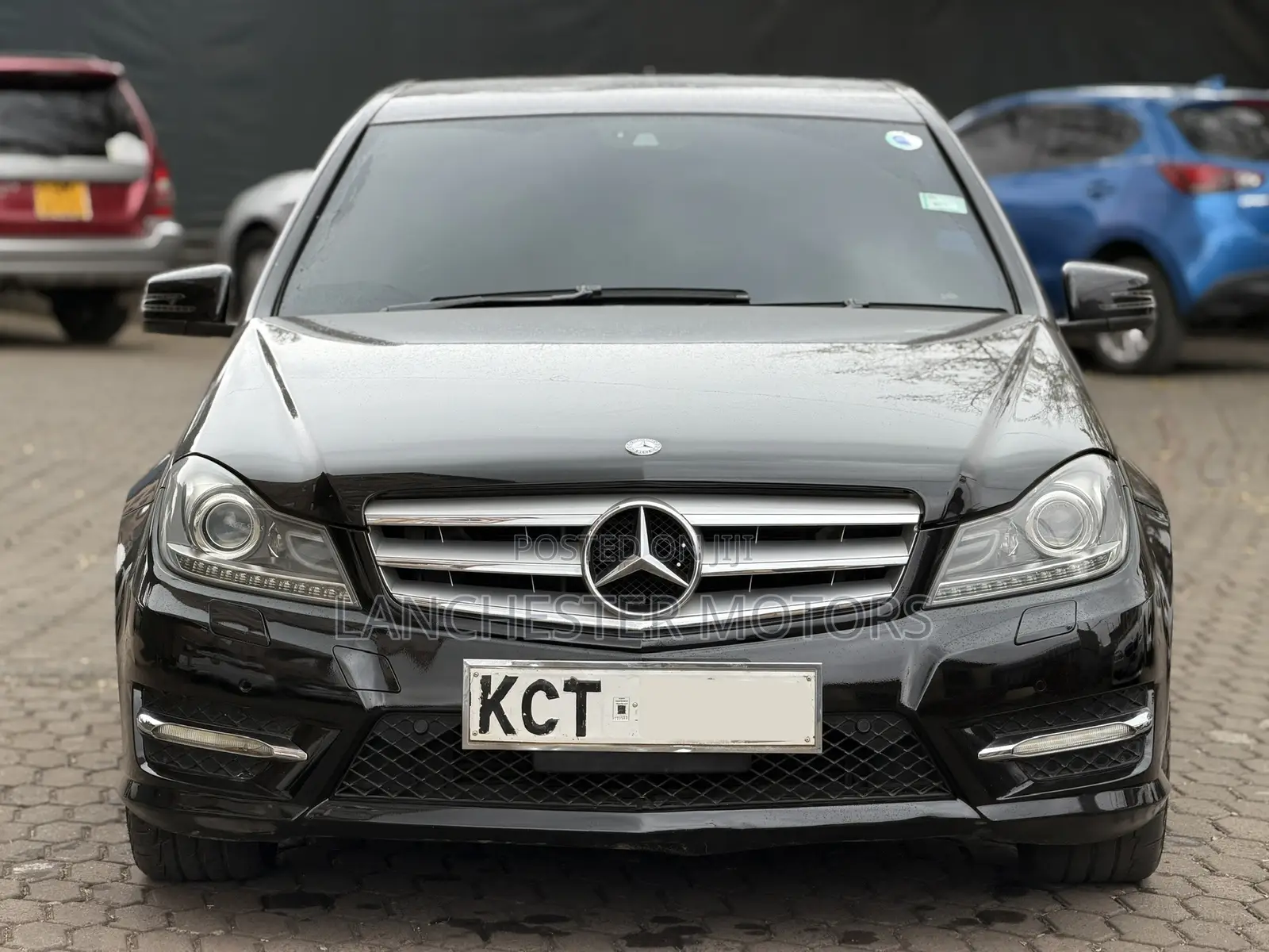Mercedes-Benz C200 2012 Black
