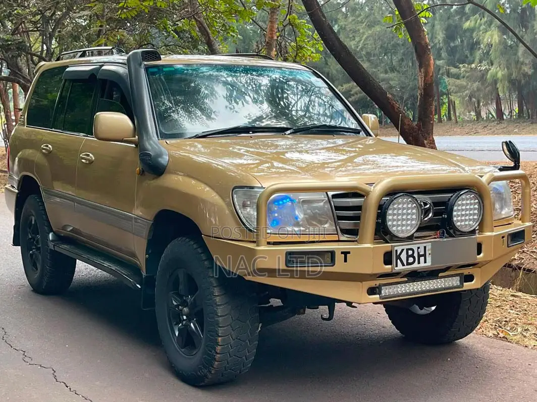 Toyota Land Cruiser 2003 Gold