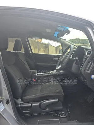 Honda Shuttle 2019 Silver