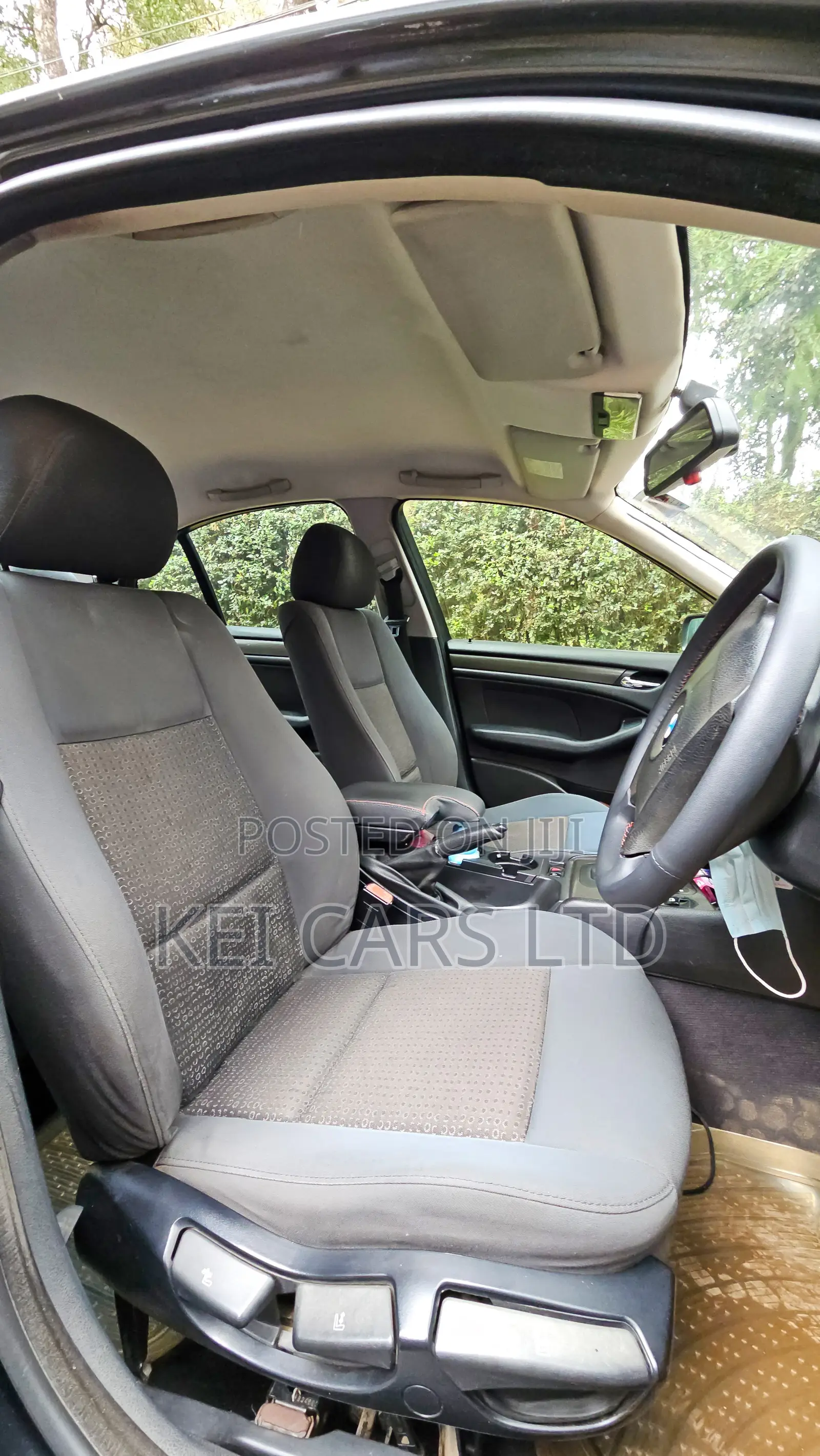 BMW 318i 2004 Black