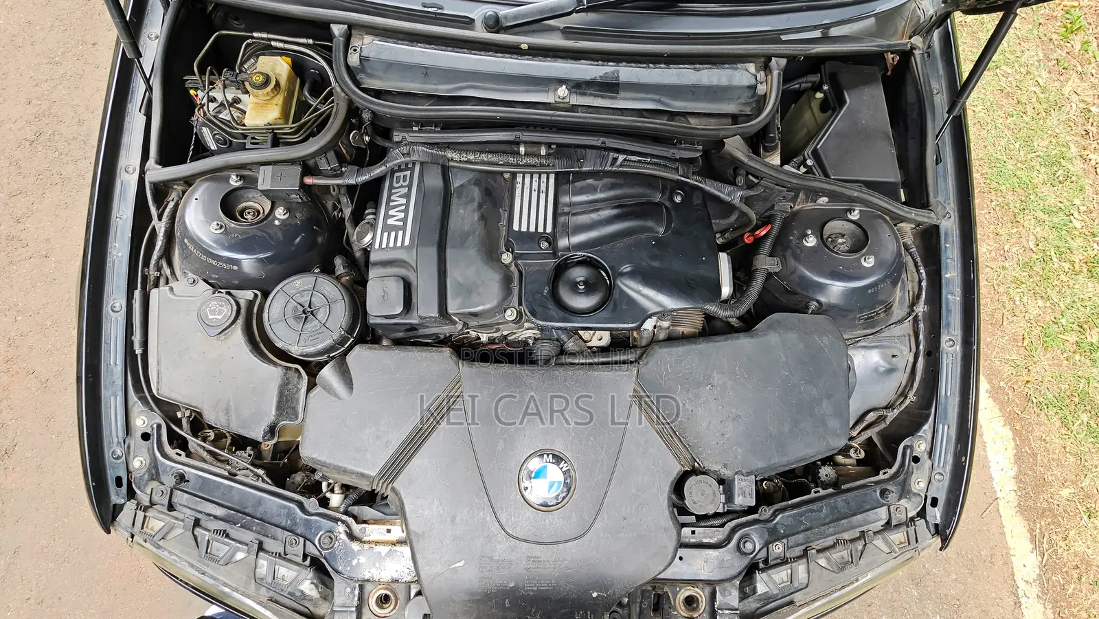 BMW 318i 2004 Black