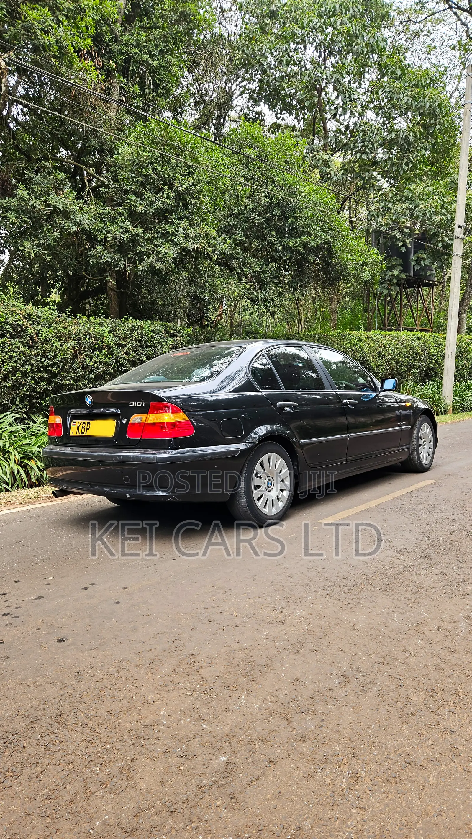 BMW 318i 2004 Black