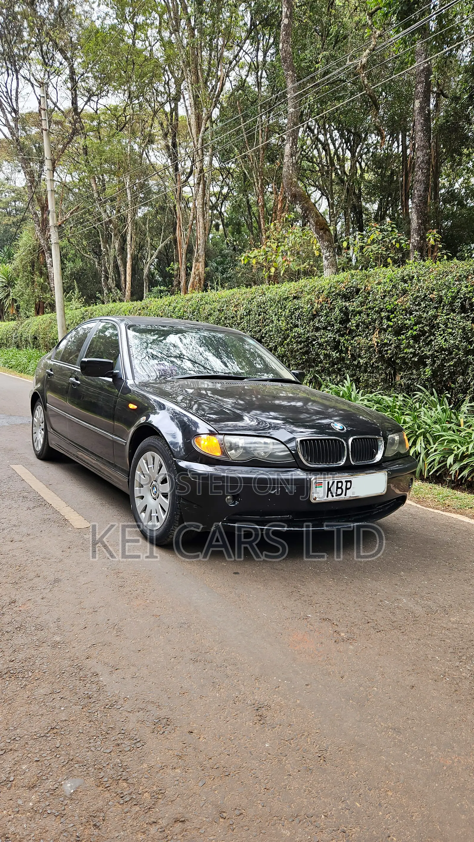 BMW 318i 2004 Black