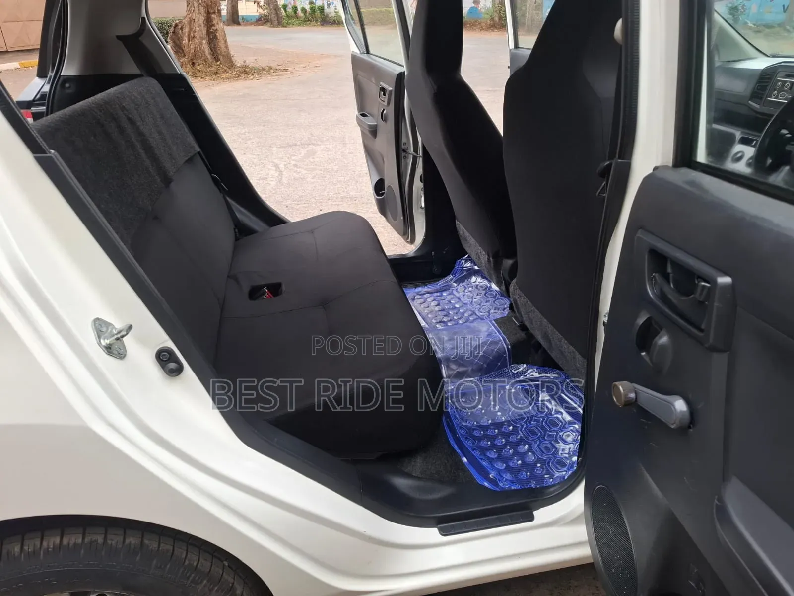 Daihatsu Mira 2019 White