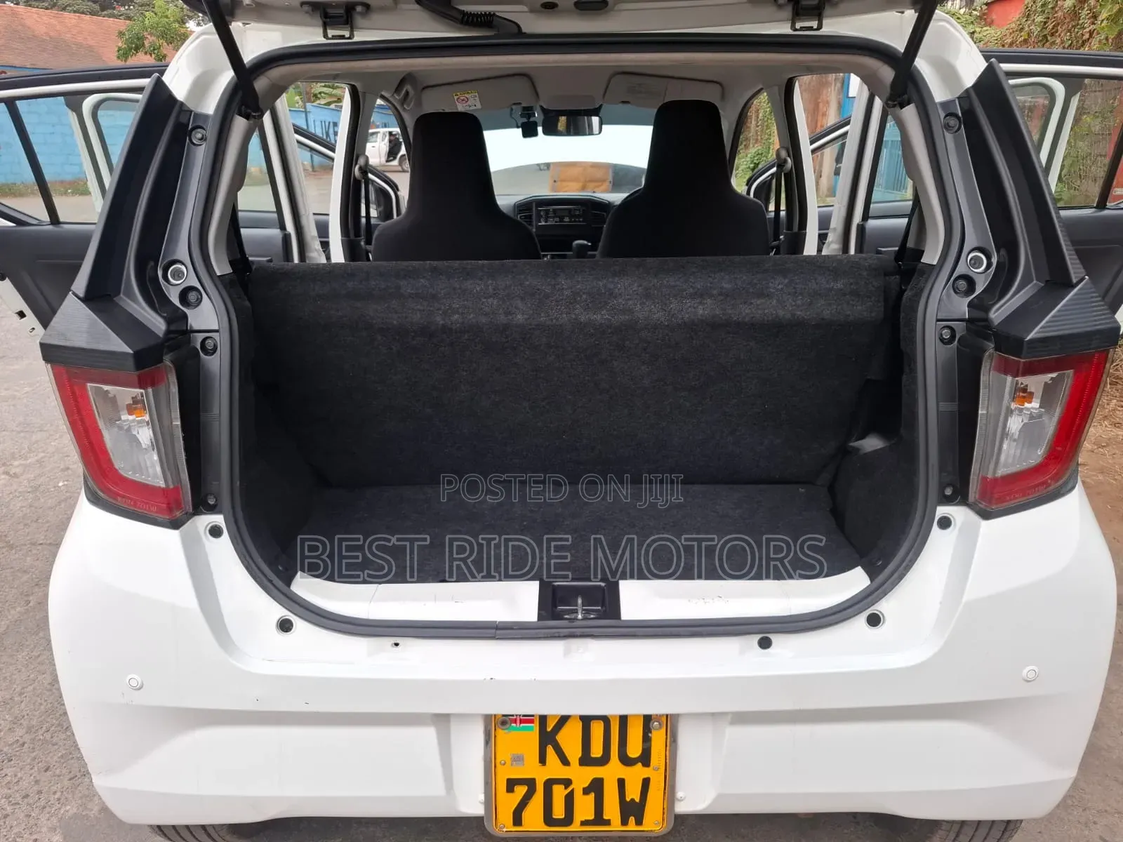 Daihatsu Mira 2019 White