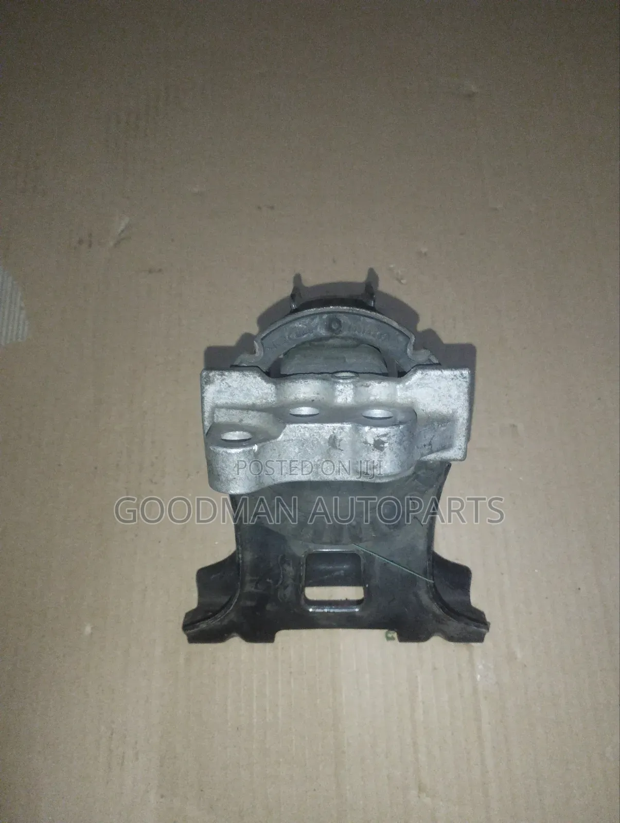 Nissan DayZ Engine Mounting
