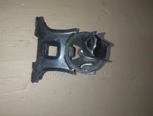 Nissan DayZ Engine Mounting