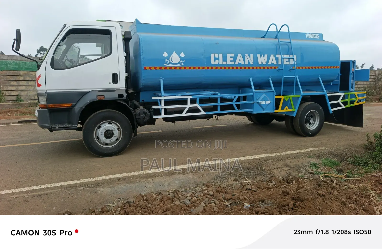Mitsubishi Fh Water Boozer 2015 White