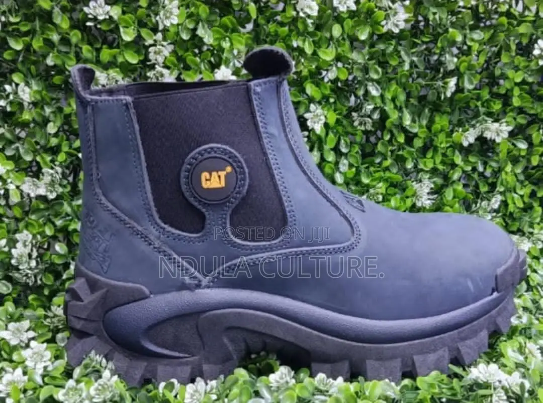 Cat Rugged Slip-on Boots