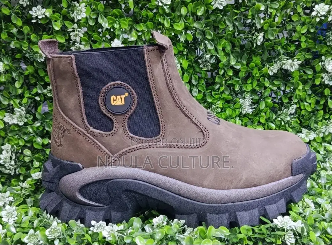 Cat Rugged Slip-on Boots
