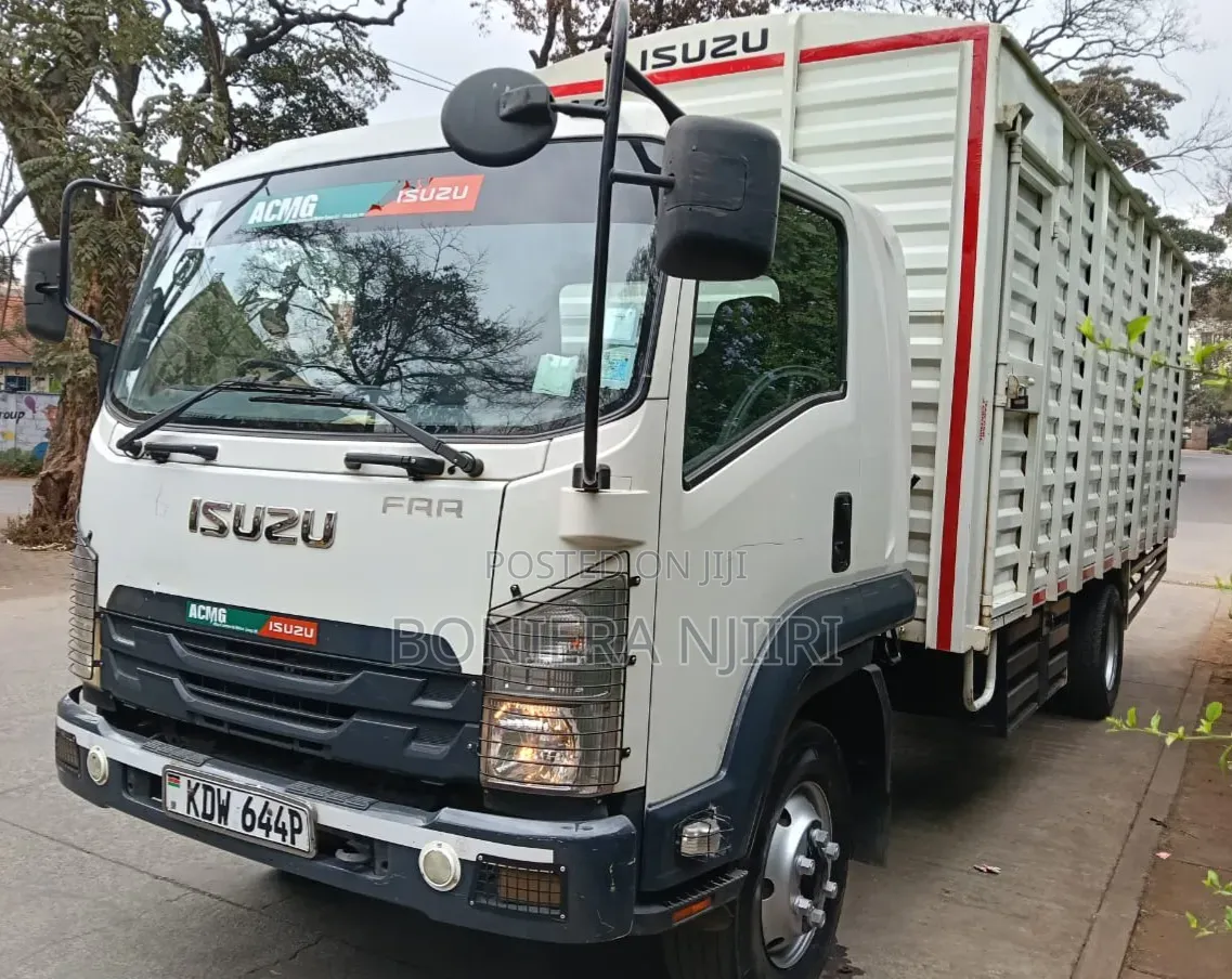 Isuzu FRR Slayqueen 2019 White