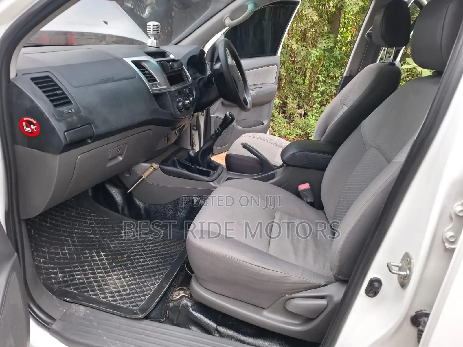 Toyota Hilux 2014 White
