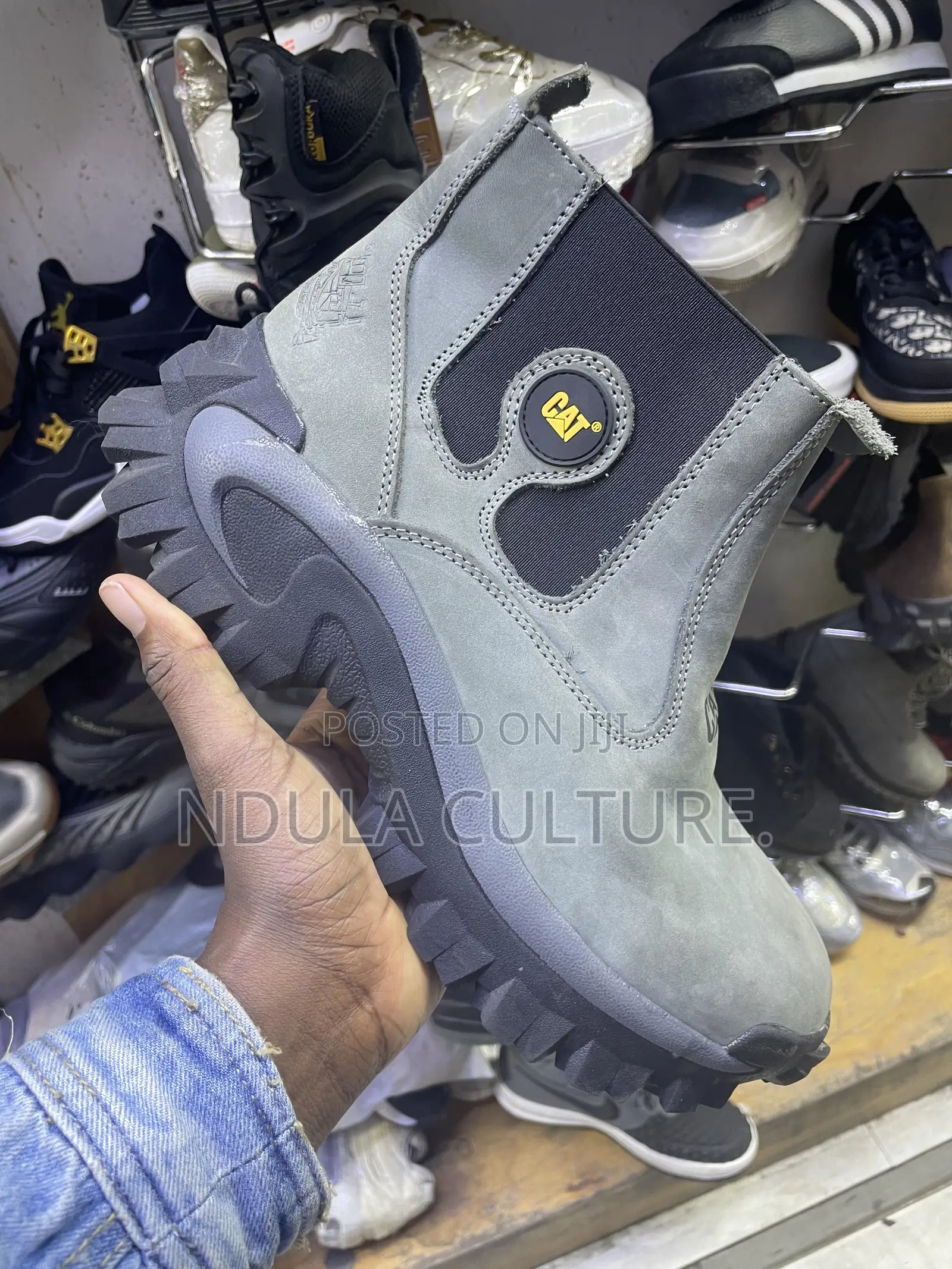 Cat Rugged Slip-on Boots
