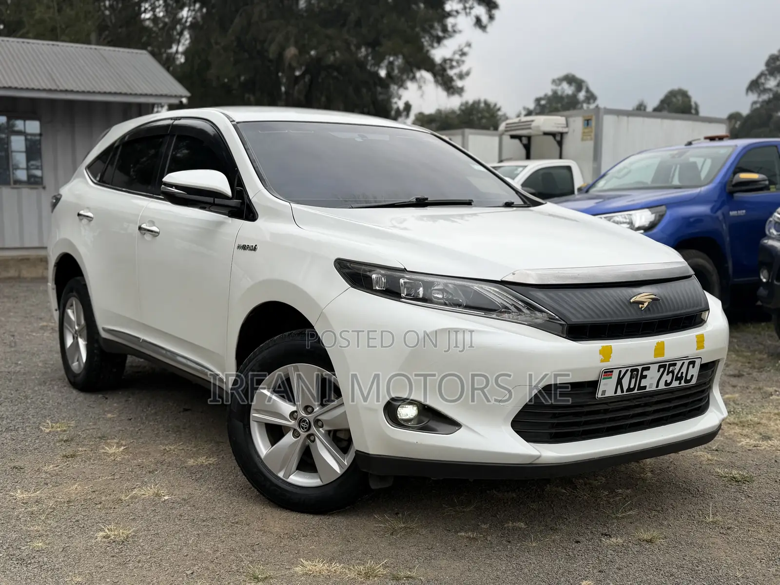 Toyota Harrier 2.5 Hybrid 4WD 2014 White