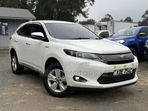 Toyota Harrier 2.5 Hybrid 4WD 2014 White