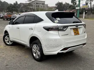 Toyota Harrier 2.5 Hybrid 4WD 2014 White