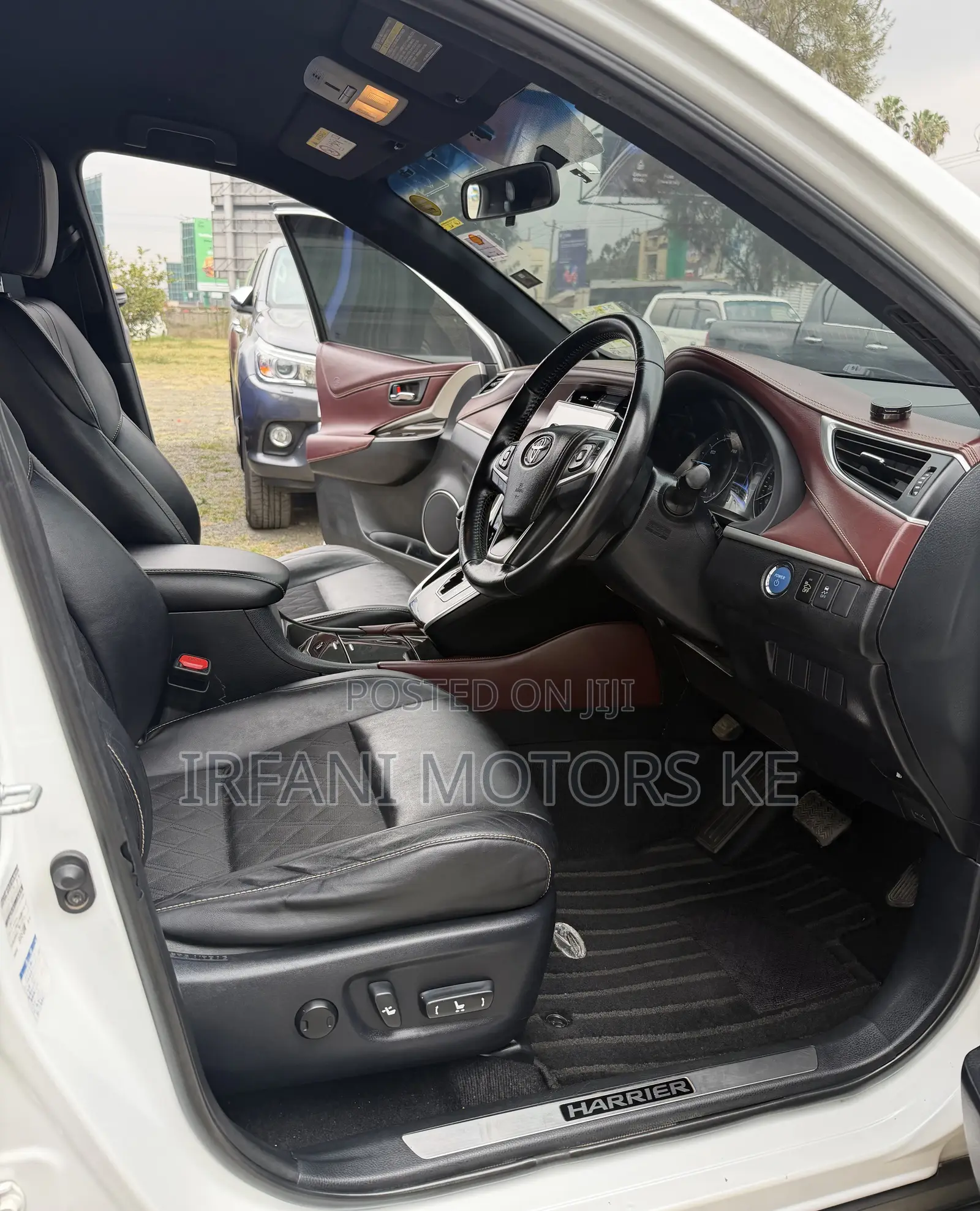 Toyota Harrier 2.5 Hybrid 4WD 2014 White