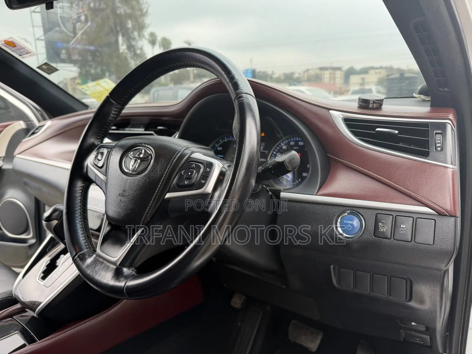 Toyota Harrier 2.5 Hybrid 4WD 2014 White