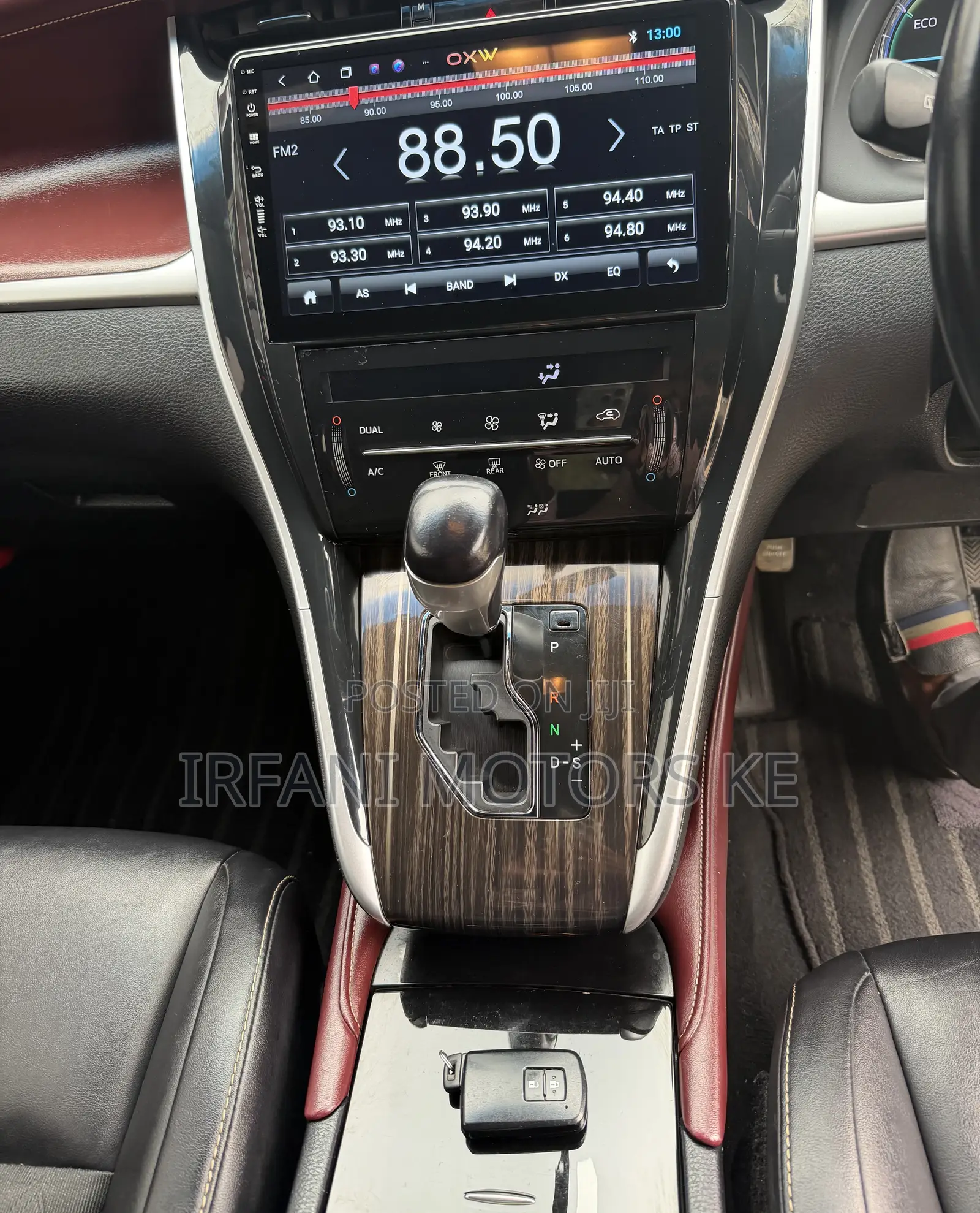Toyota Harrier 2.5 Hybrid 4WD 2014 White