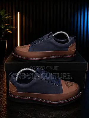 Gianni Versace Smart Casuals Shoes