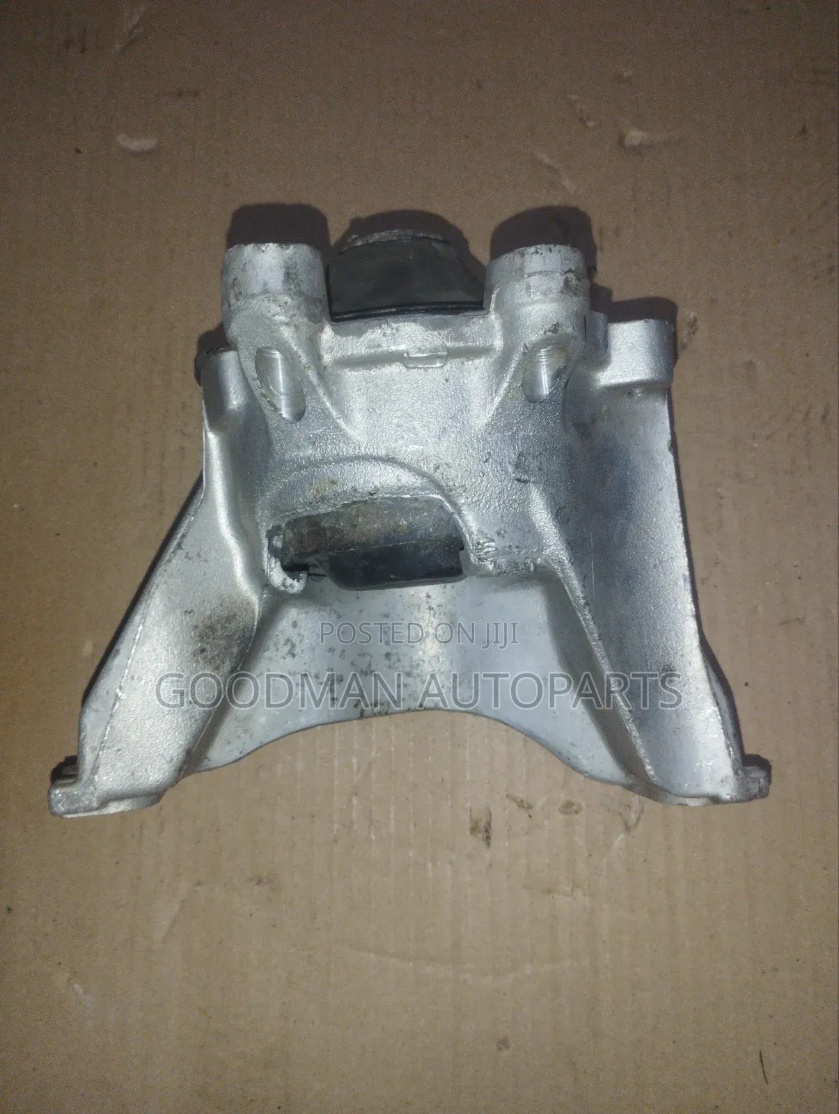 Honda CR-V Engine Mounting