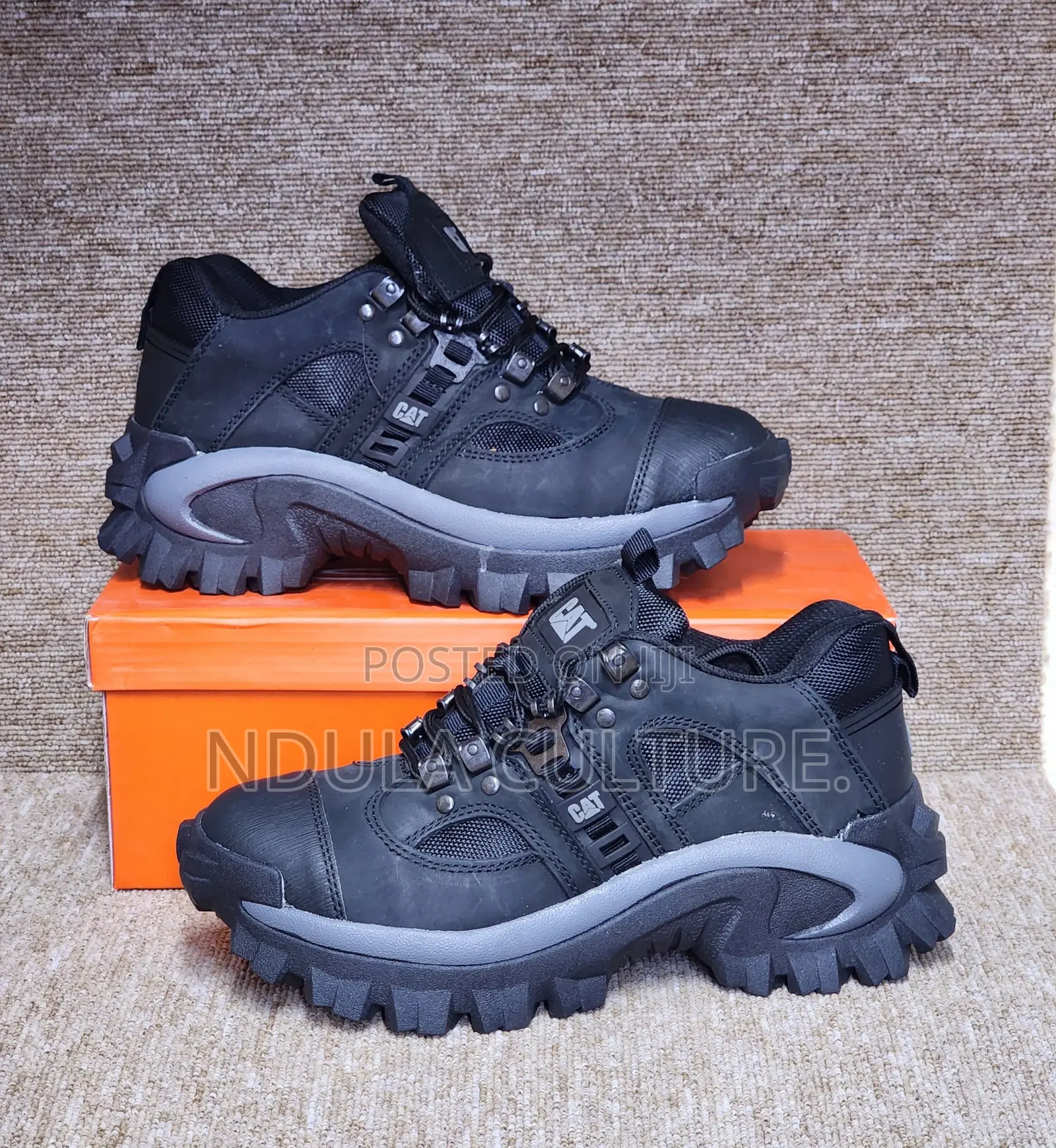 Caterpillar Low Cut Rugged Boots