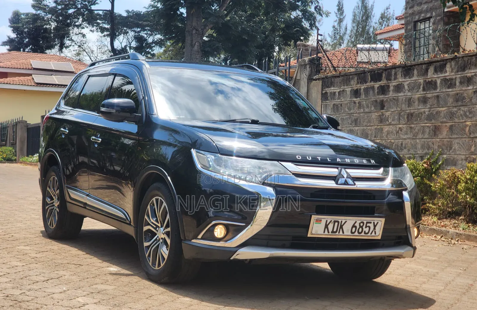 Mitsubishi Outlander 2015 Black