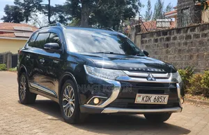 Mitsubishi Outlander 2015 Black