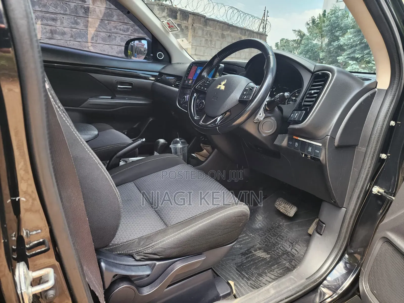 Mitsubishi Outlander 2015 Black