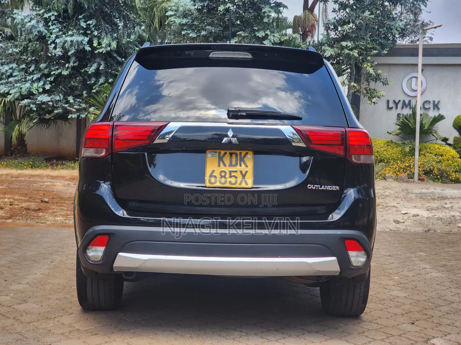 Mitsubishi Outlander 2015 Black