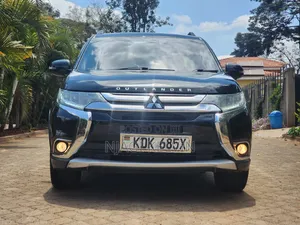 Mitsubishi Outlander 2015 Black