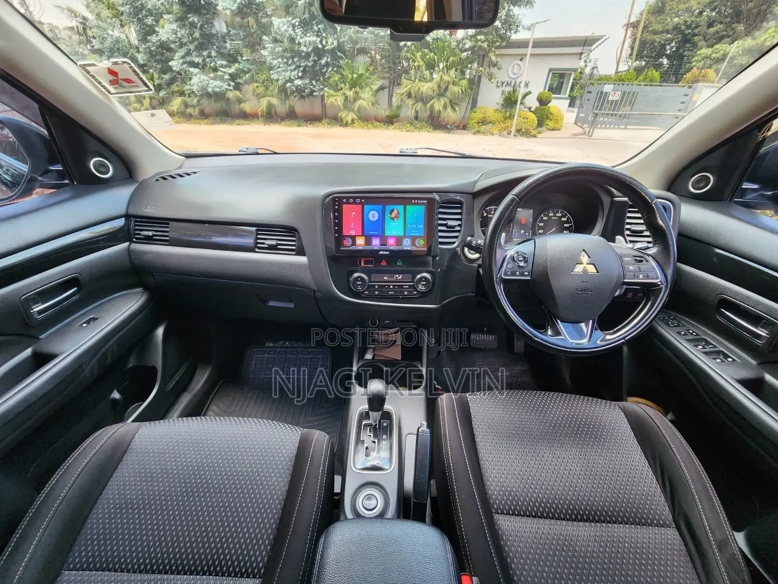 Mitsubishi Outlander 2015 Black