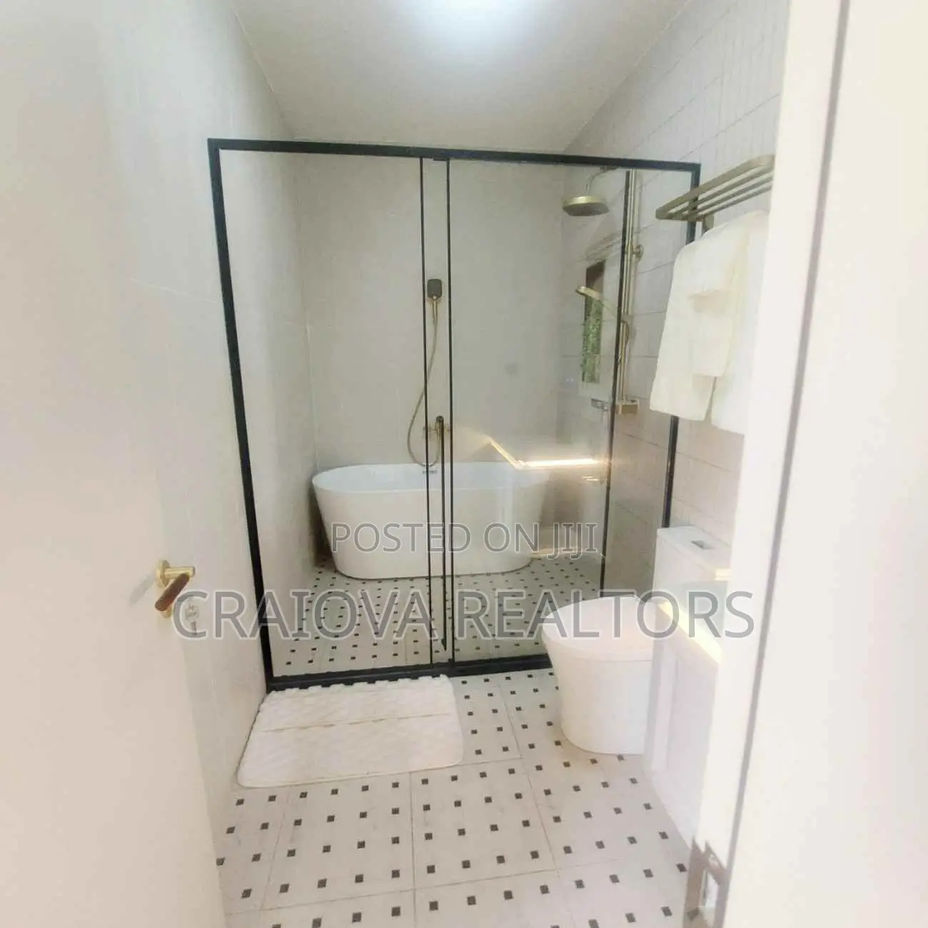 3bdrm Apartment in Spring Valley for sale