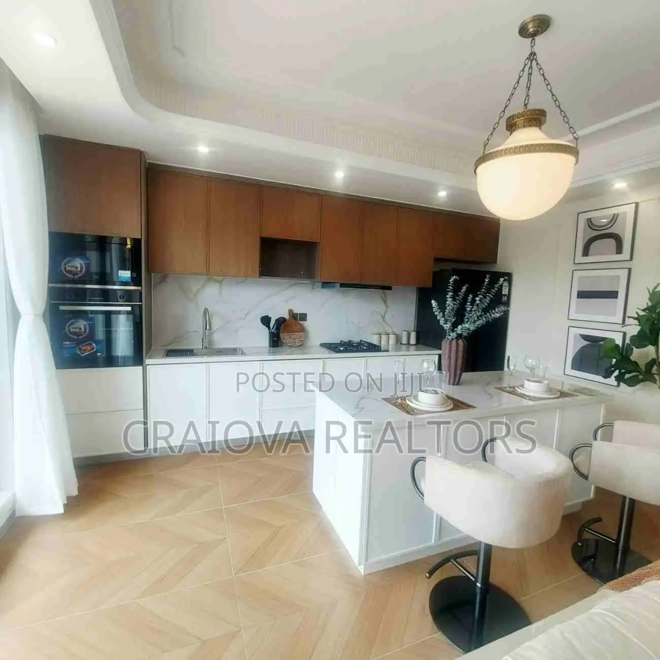 3bdrm Apartment in Spring Valley for sale
