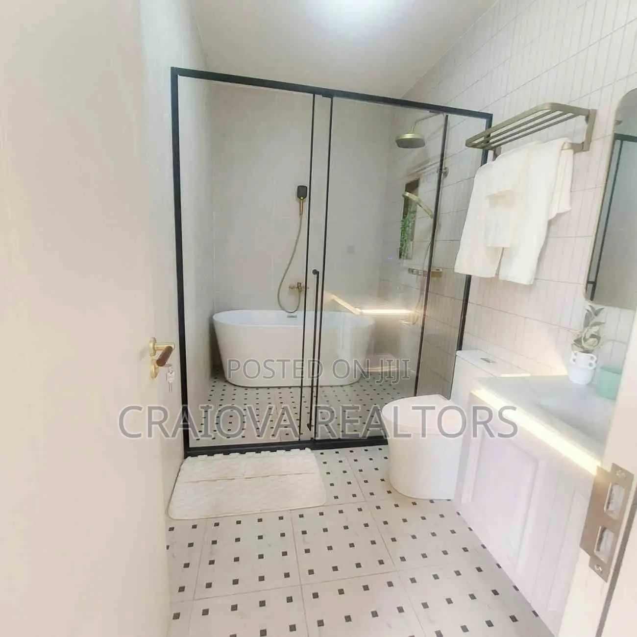 3bdrm Apartment in Spring Valley for sale