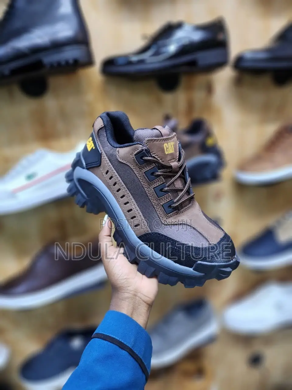 Caterpillar Low Cut Rugged Boots