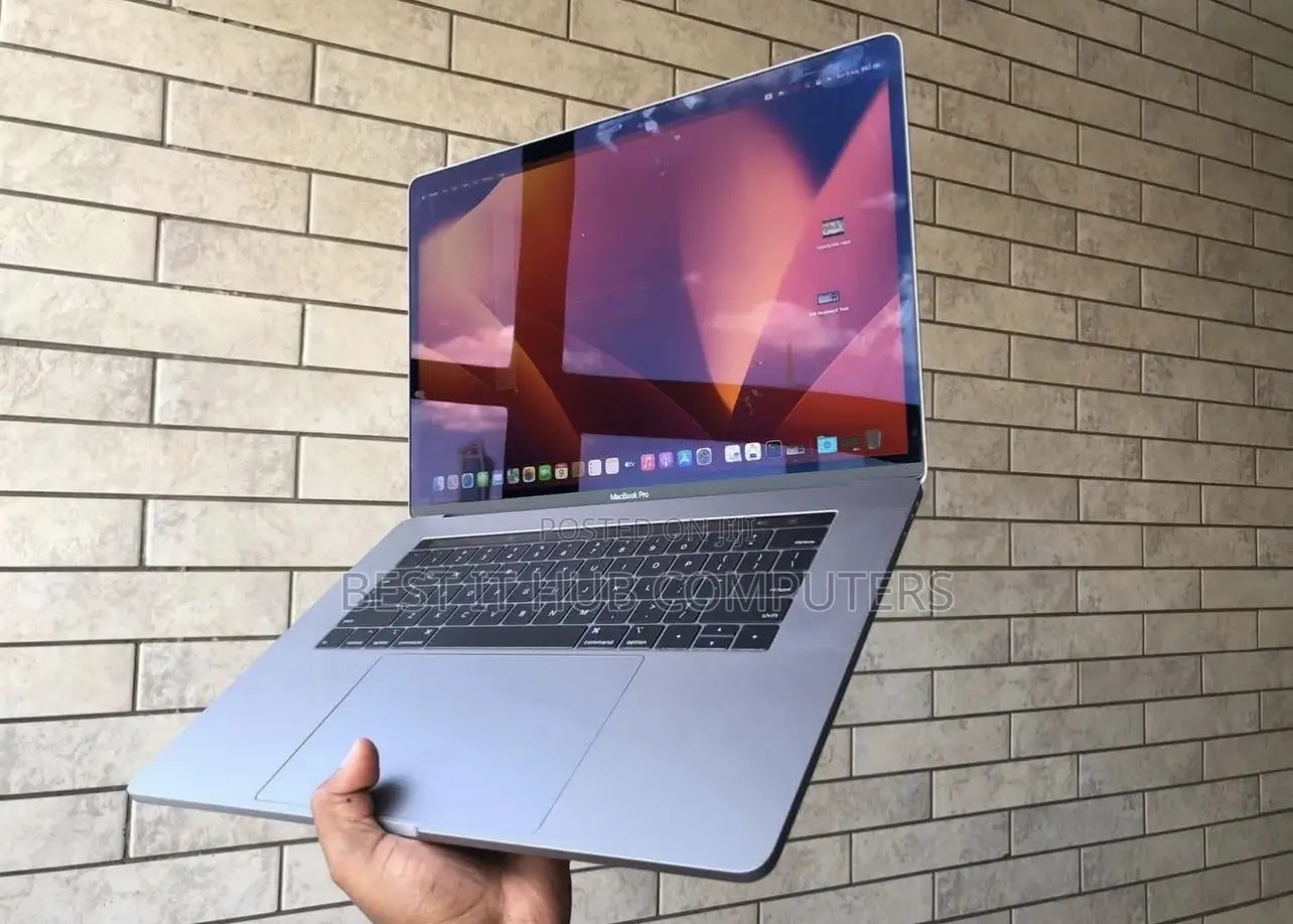 Laptop Apple MacBook Pro 2019 16GB Intel Core i7 SSD 512GB