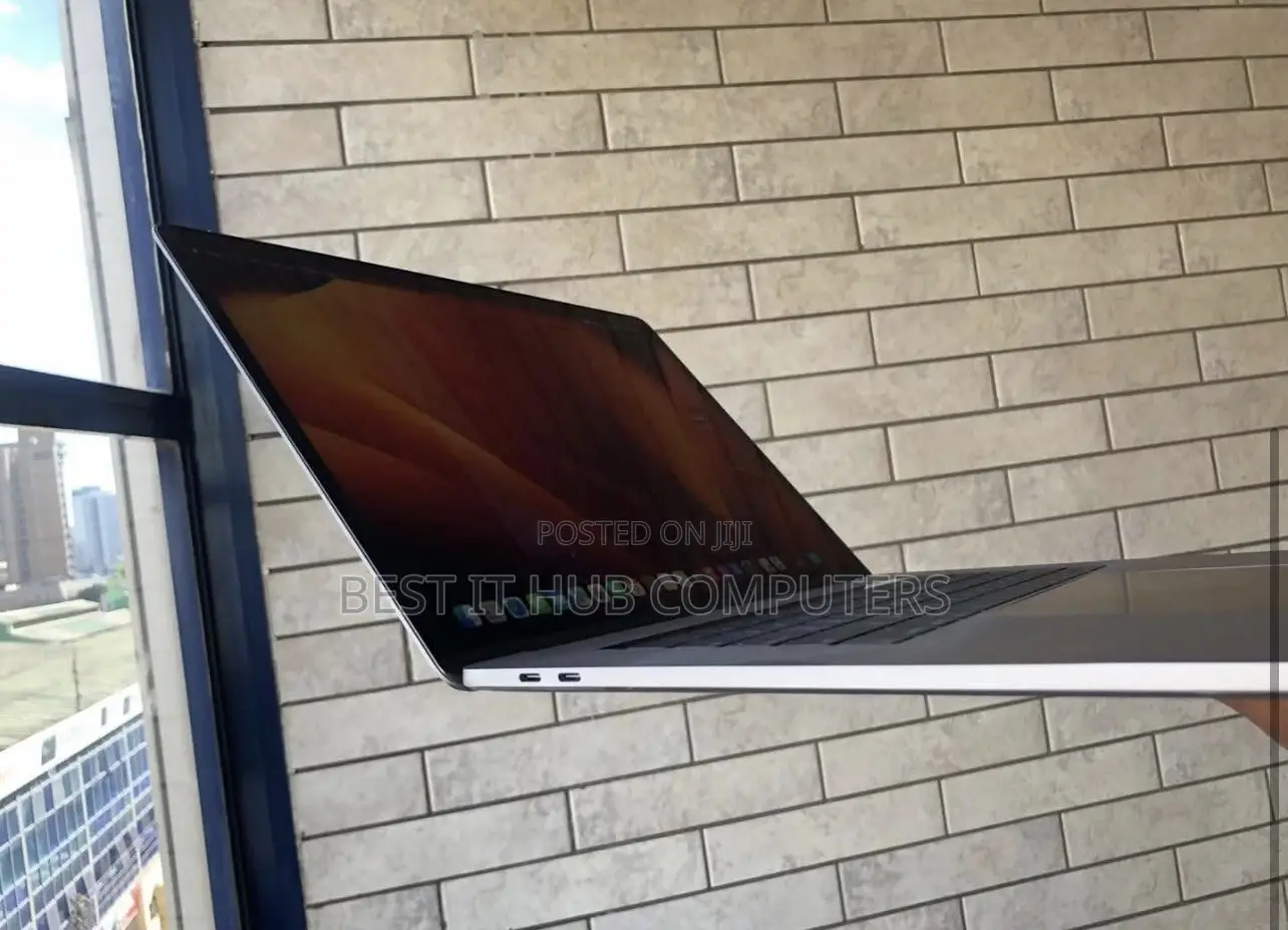 Laptop Apple MacBook Pro 2019 16GB Intel Core i7 SSD 512GB