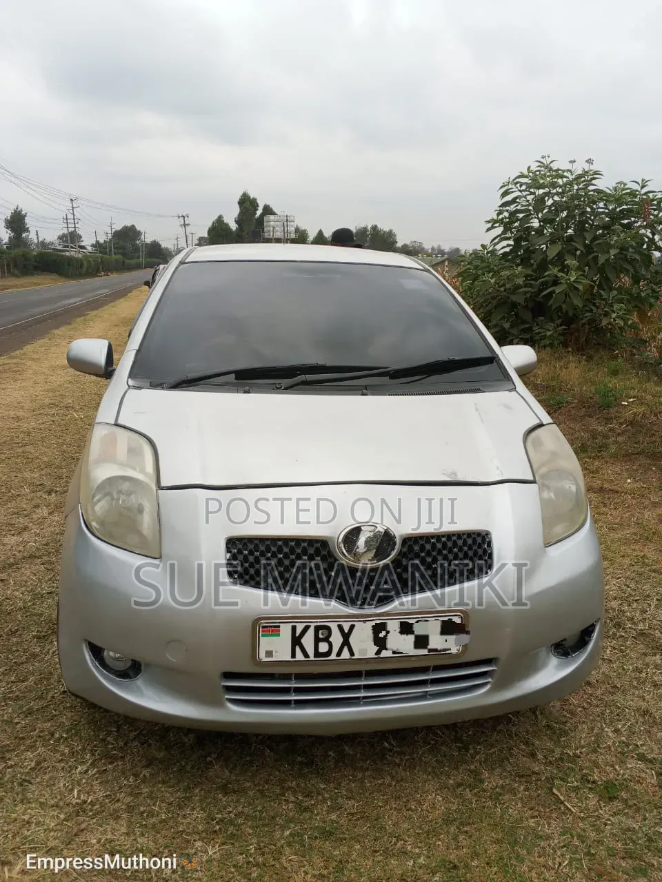 Toyota Vitz 2005 Silver