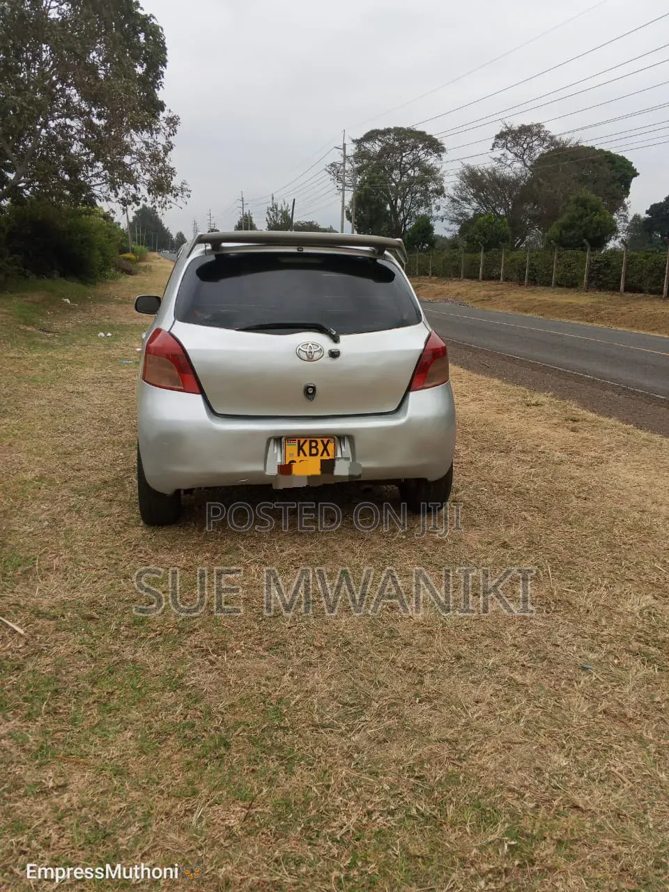 Toyota Vitz 2005 Silver
