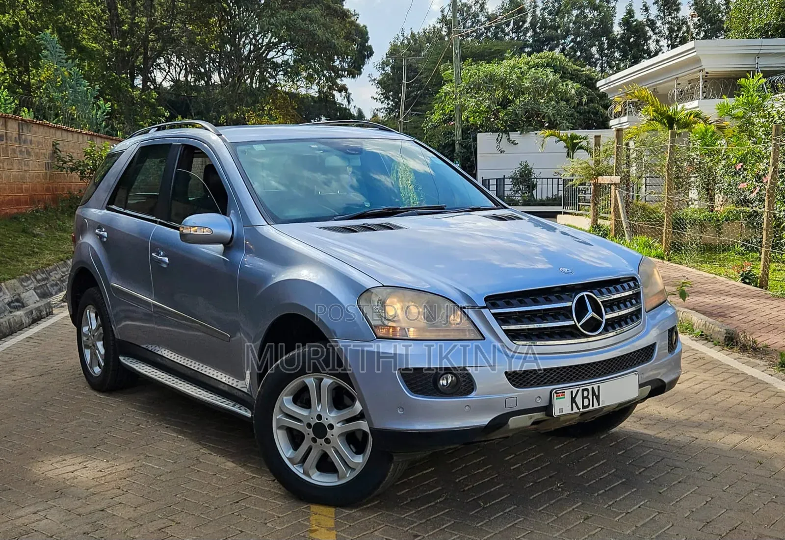 Mercedes-Benz M Class 2009 Blue