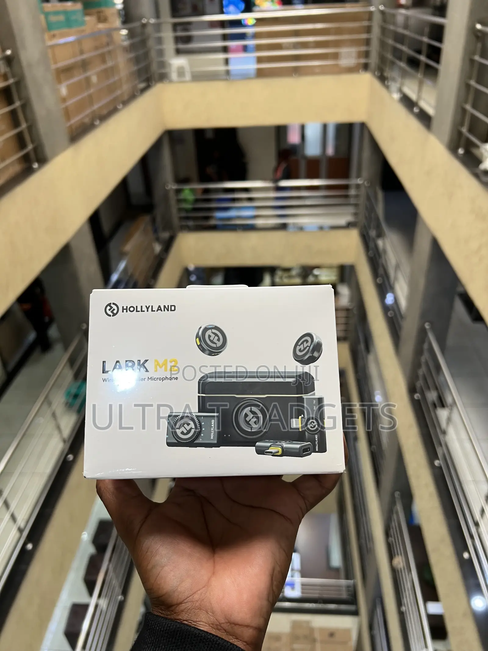 Hollyland Lark M2 Wireless Microphone –Clear Audio