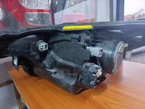 Mark X 2010 Headlight