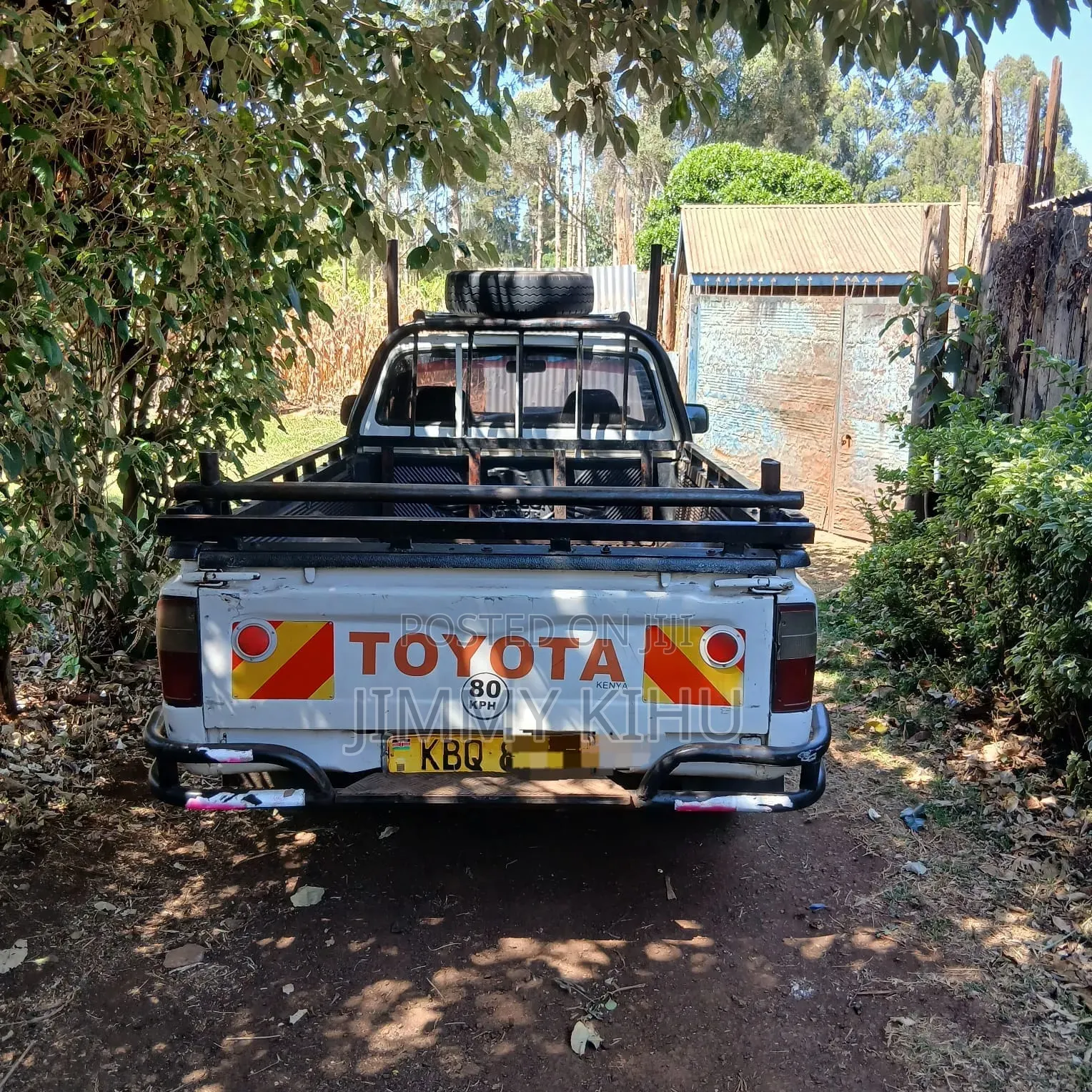 Toyota Hilux 2.5 Cab 2005 White