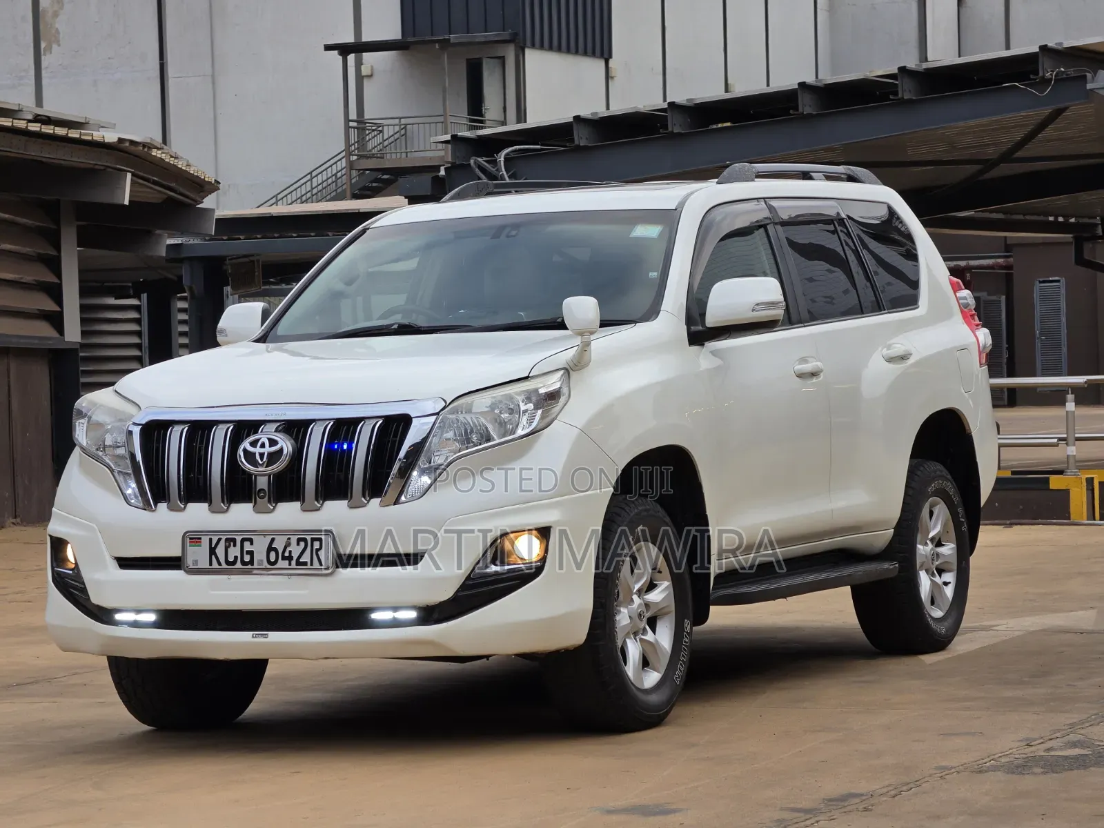 Toyota Land Cruiser Prado 2009 White