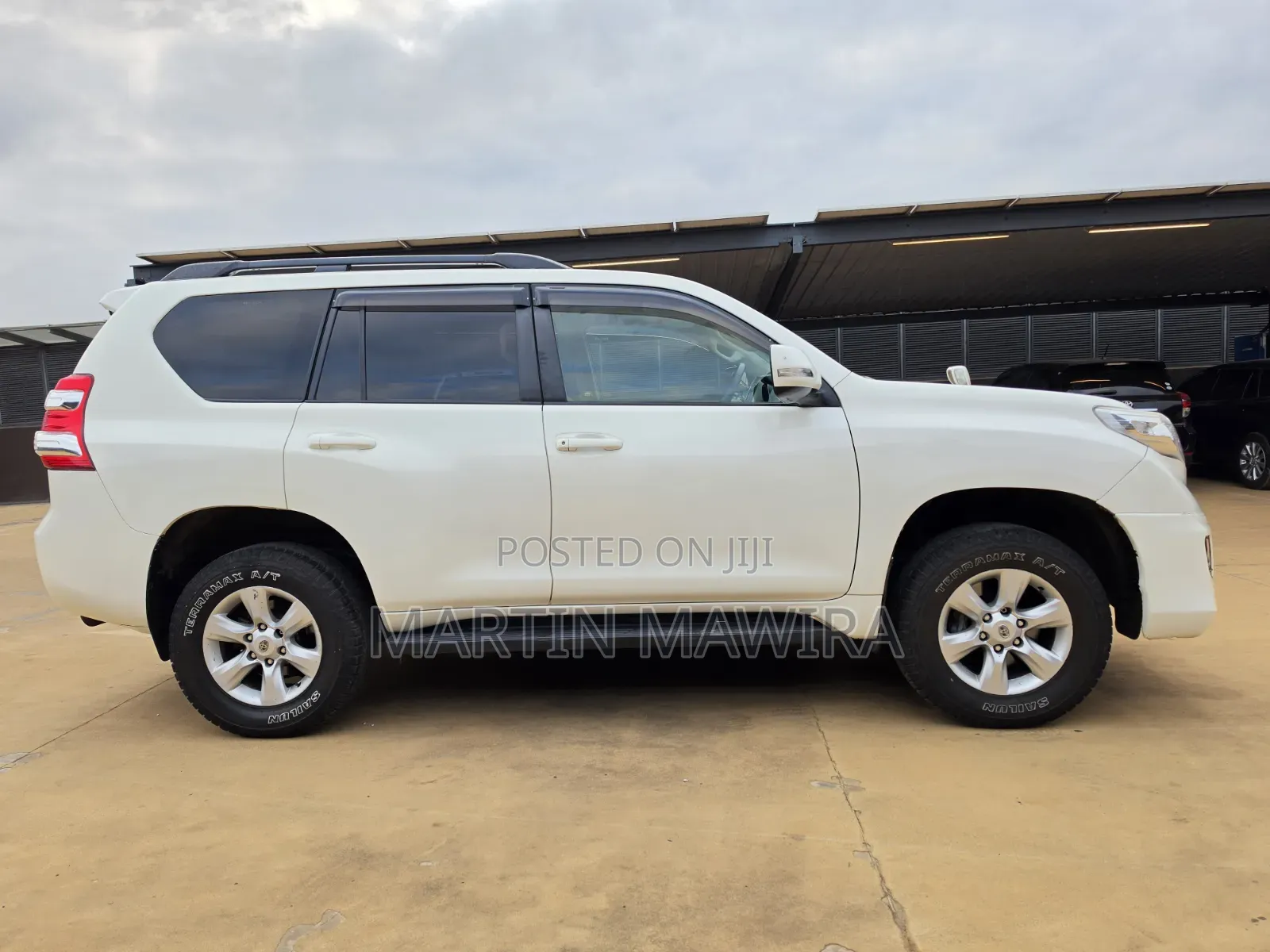 Toyota Land Cruiser Prado 2009 White