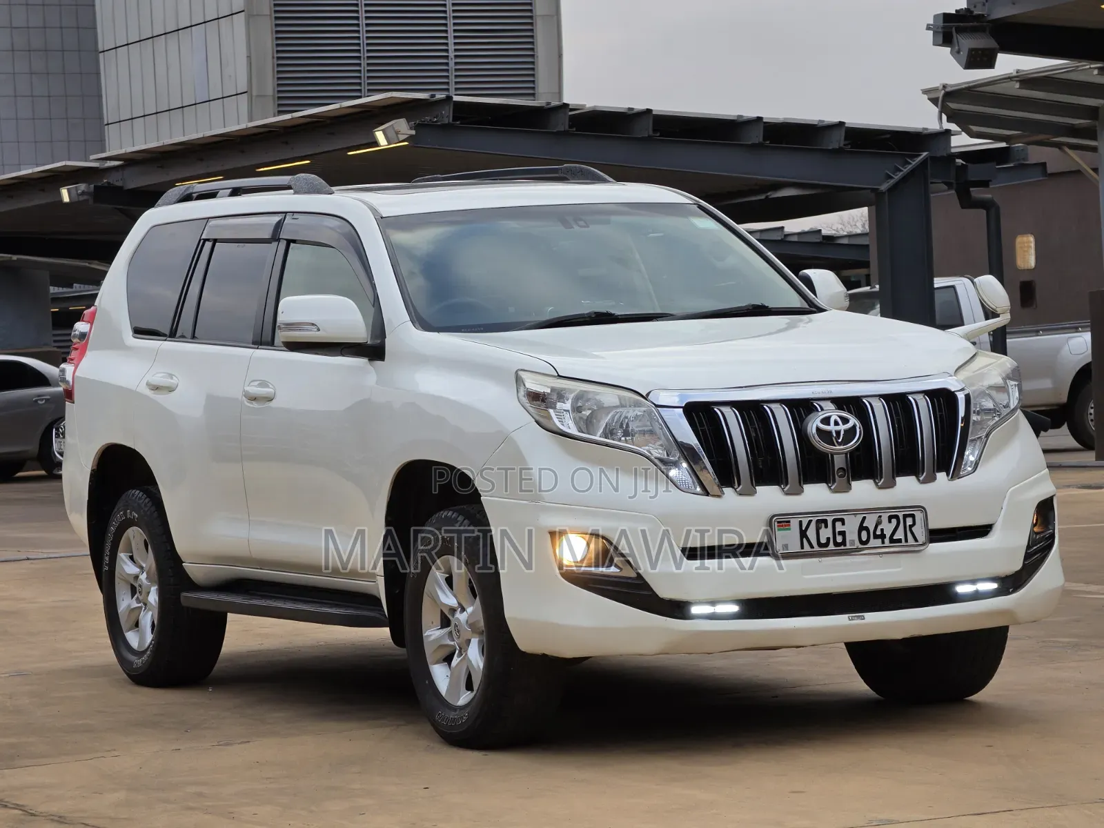 Toyota Land Cruiser Prado 2009 White