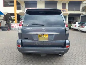 Toyota Land Cruiser Prado 3.0 D-4D 5dr 2006 Gray