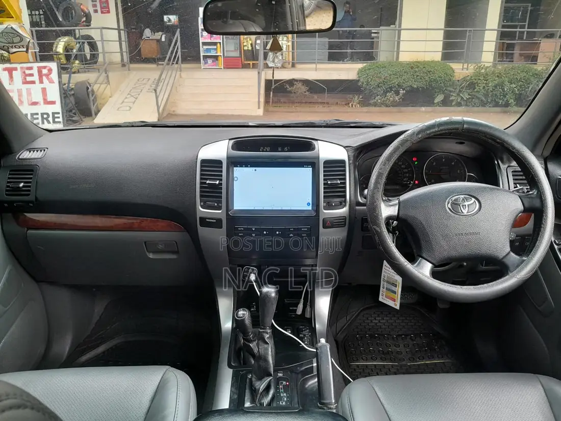 Toyota Land Cruiser Prado 3.0 D-4D 5dr 2006 Gray